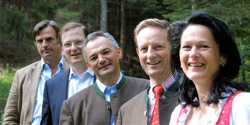 Forstnetz-Team von rechts: Andrea Fürst, Christian Benger, Alberich Lodron, Dominik Habsburg, Johannes Thurn